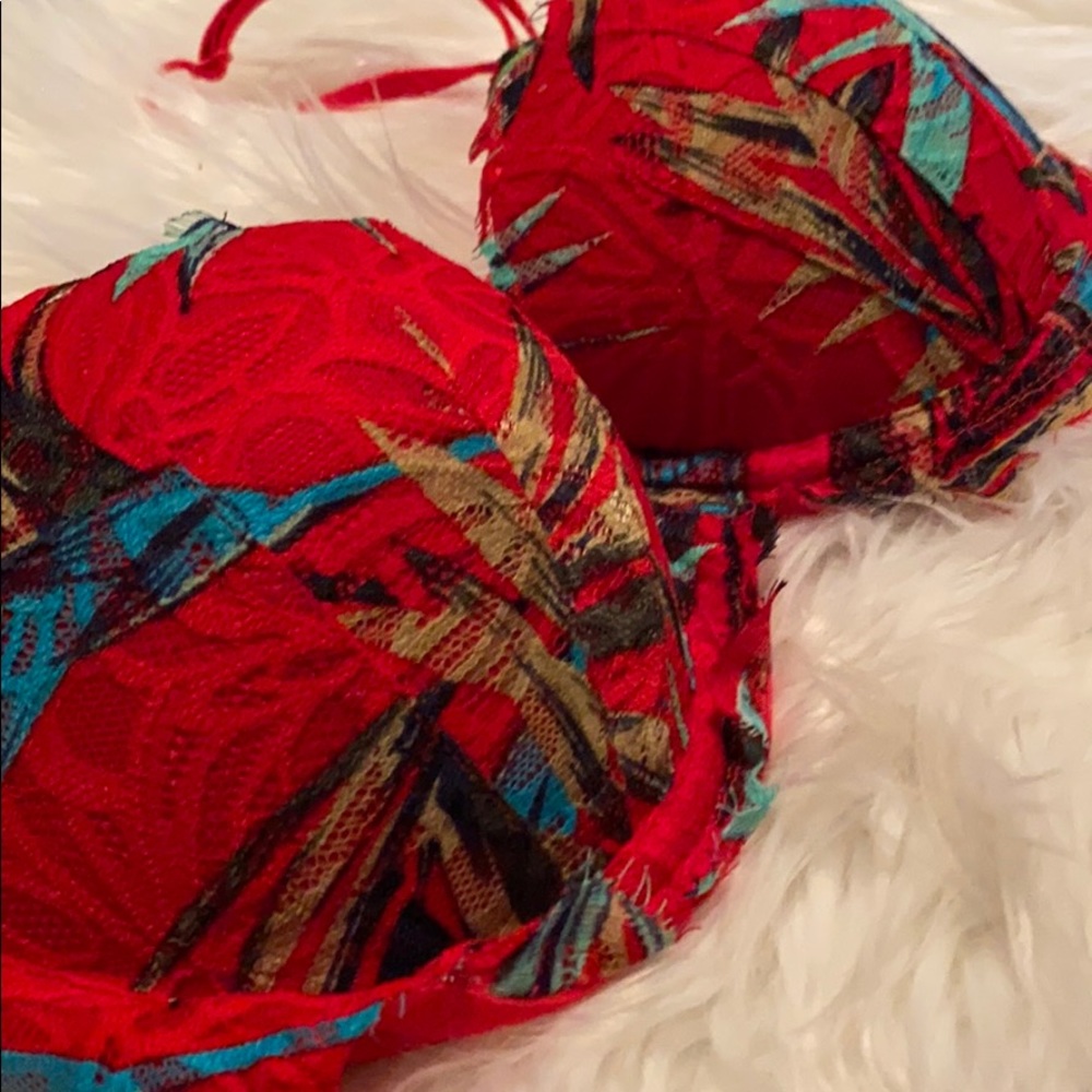 NWOT VS PINK Bra - Picture 2 of 7
